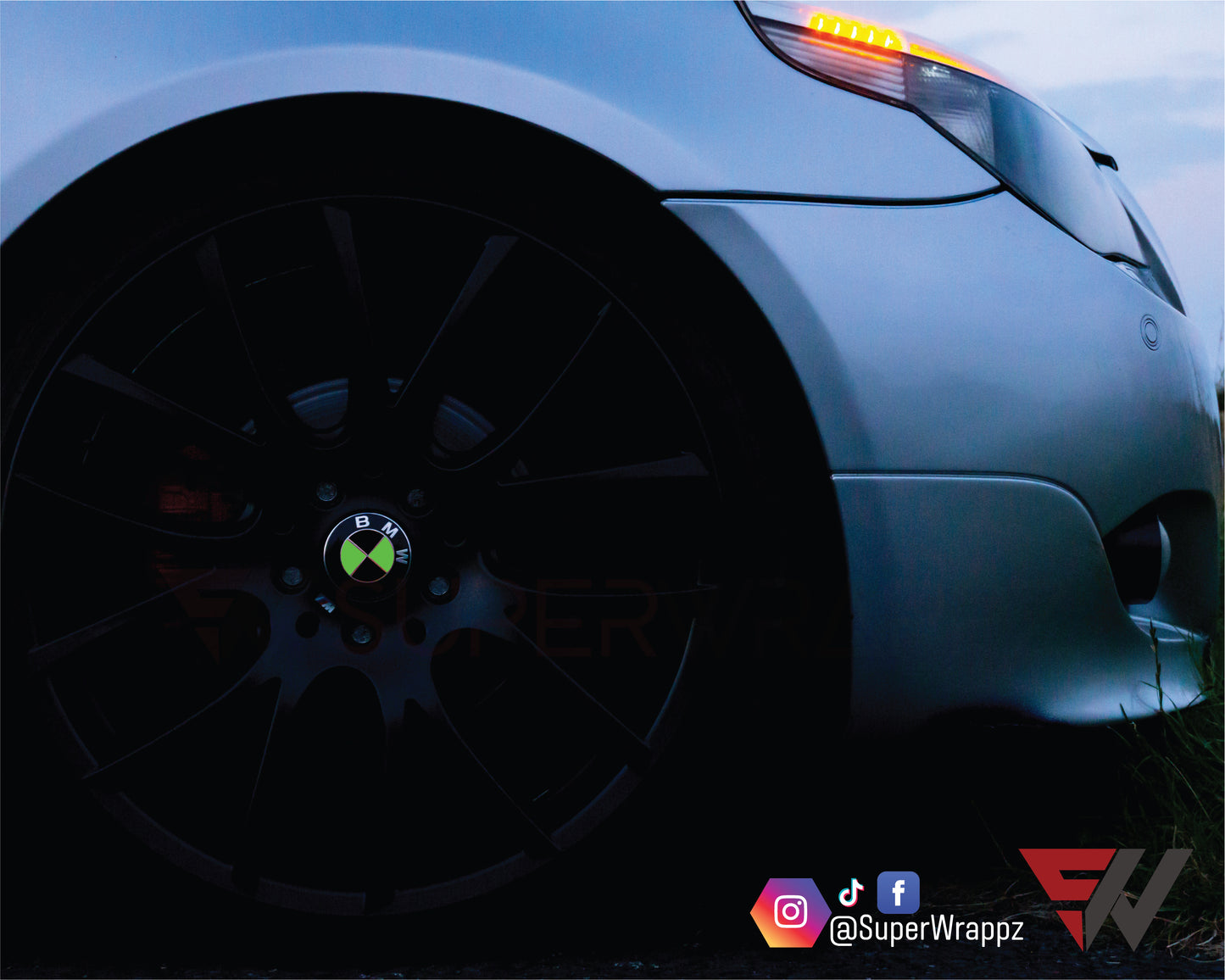 Black & Green Gloss V1 BMW Badge Overlay — Compatible with E/F Series | SuperWrappz
