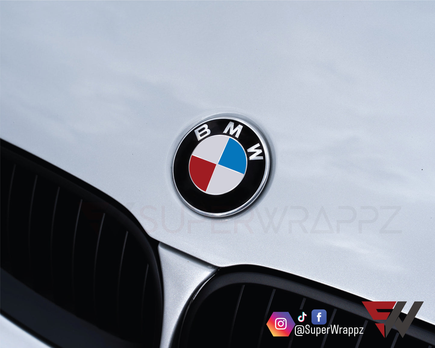 🇬🇧 UK 🇺🇸 USA 🇫🇷 France Flag V1 BMW Badge Overlay — Compatible with E/F Series | SuperWrappz